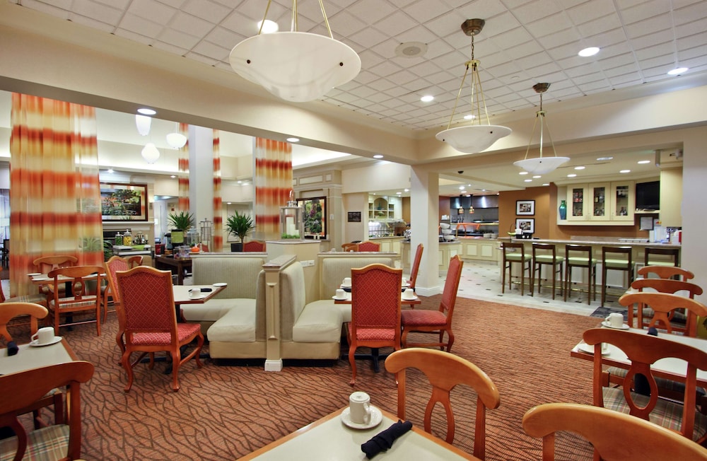 Hilton Garden Inn Chesapeake Greenbrier - photo 17