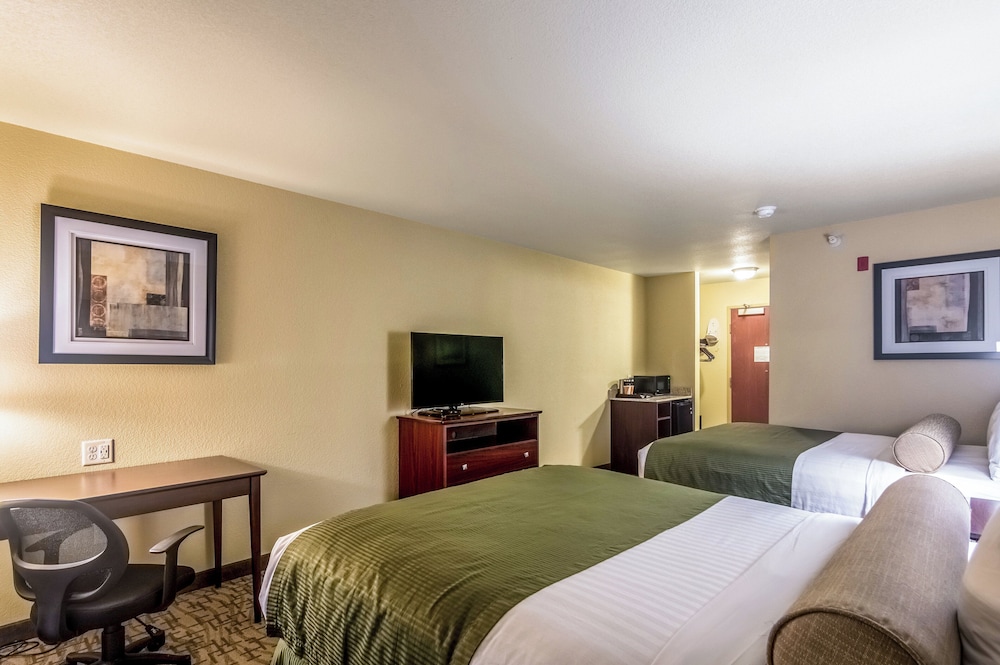 Cobblestone Inn & Suites Lakin - photo 22