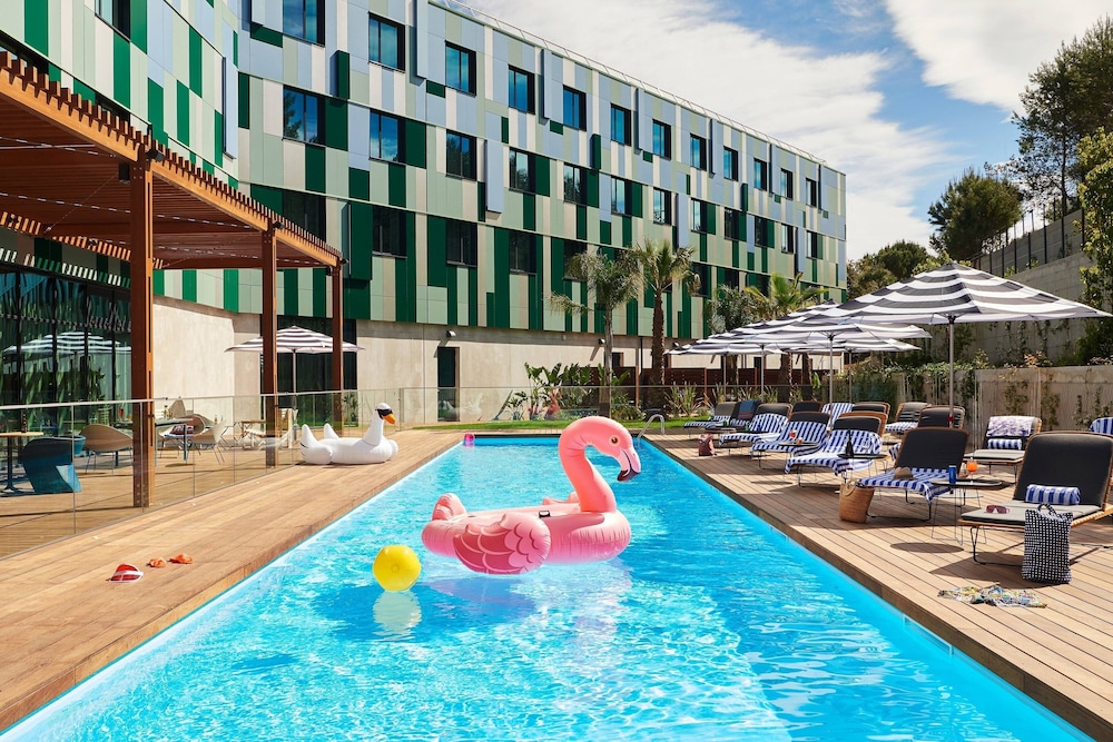 Moxy Sophia Antipolis — hotel in Biot