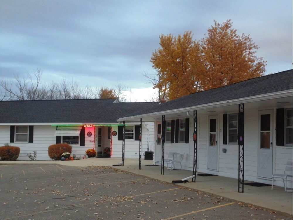 Brookside Motel - featured photo