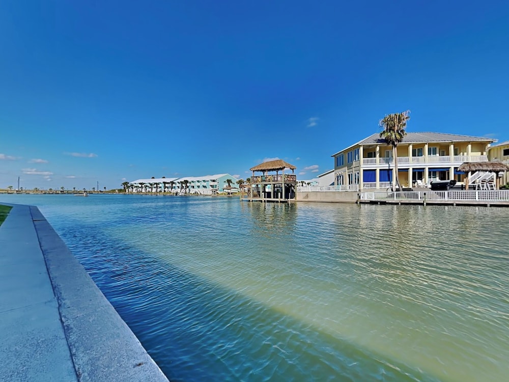 Kontiki Beach Resort #314 by Miss Kitty s - photo 8