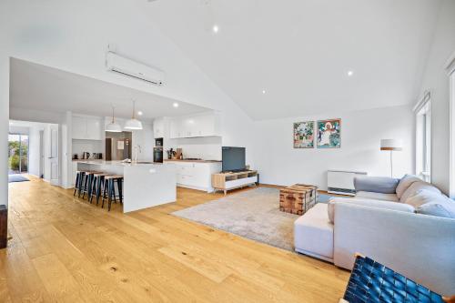 Salt Air Hideaway with Lush Backyard in Torquay, Australia