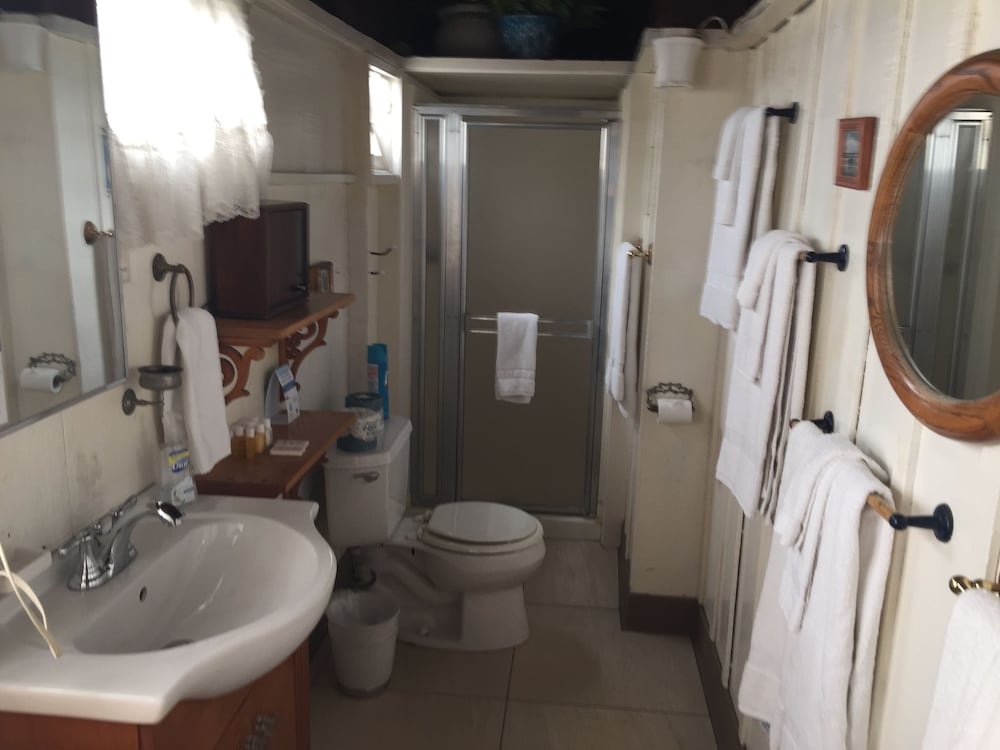 Seacrest Inn - photo 104