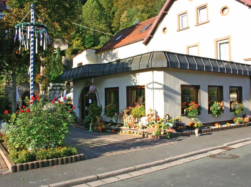 Gasthof Hotel Schwarzes Roß in Bad Berneck Im Fichtelgebirge, Germany