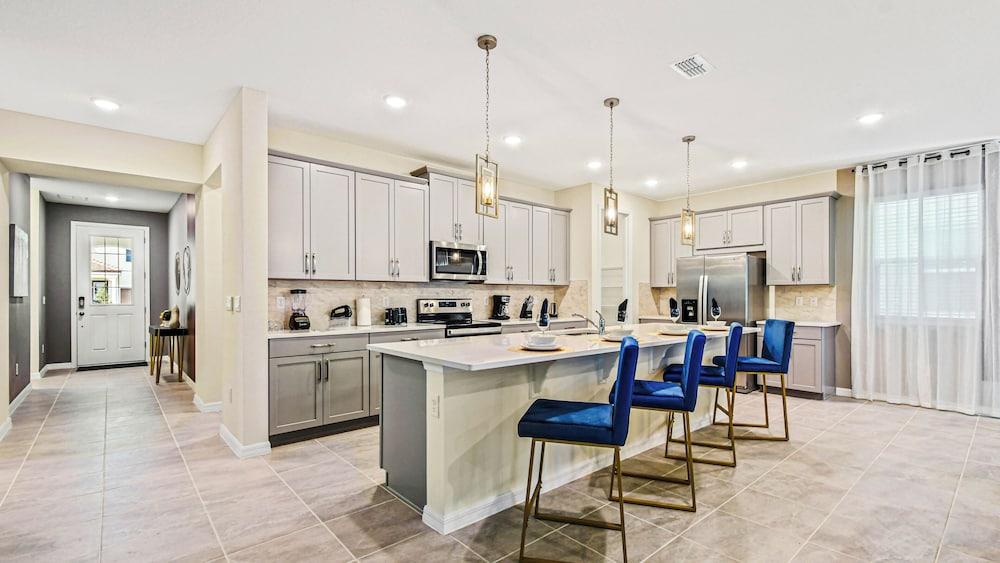 Family Friendly Oasis with Resort Amenities - photo 11