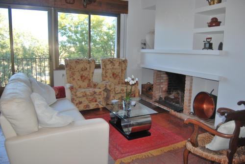 Casa rural Puente Mocho — 4-Star Luxury Hotel in Ledesma, Spain