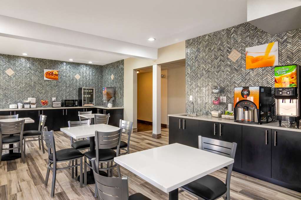Quality Inn Overland Park Kansas City - photo 28