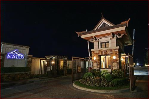 Staycation @Bali Oasis 2 2BR unit with sunset view — 4-Star Luxury Hotel in Manila, Philippines