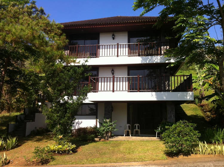 DM Residente Tagaytay in Lemery, Philippines