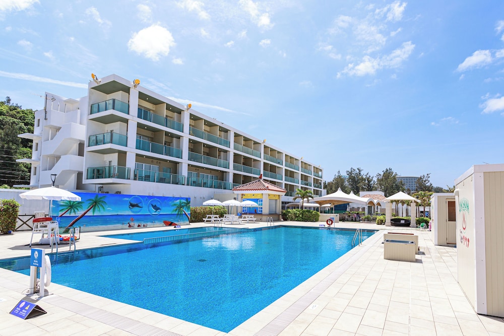 Kariyushi LCH. Resort in Nago, Japan