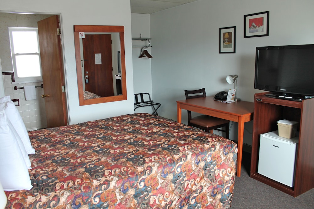 Budget Host Crestview Inn - photo 8