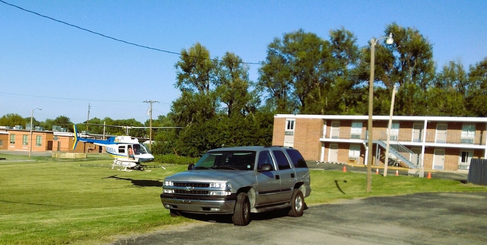 Grand View Plaza Inn & Suites - photo 104