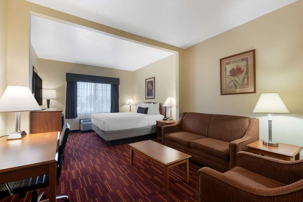 Best Western Laramie Inn & Suites - photo 19