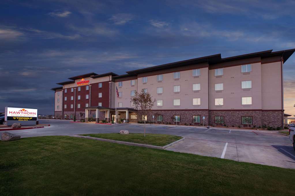 Hawthorn Extended Stay by Wyndham Odessa in Odessa, United States