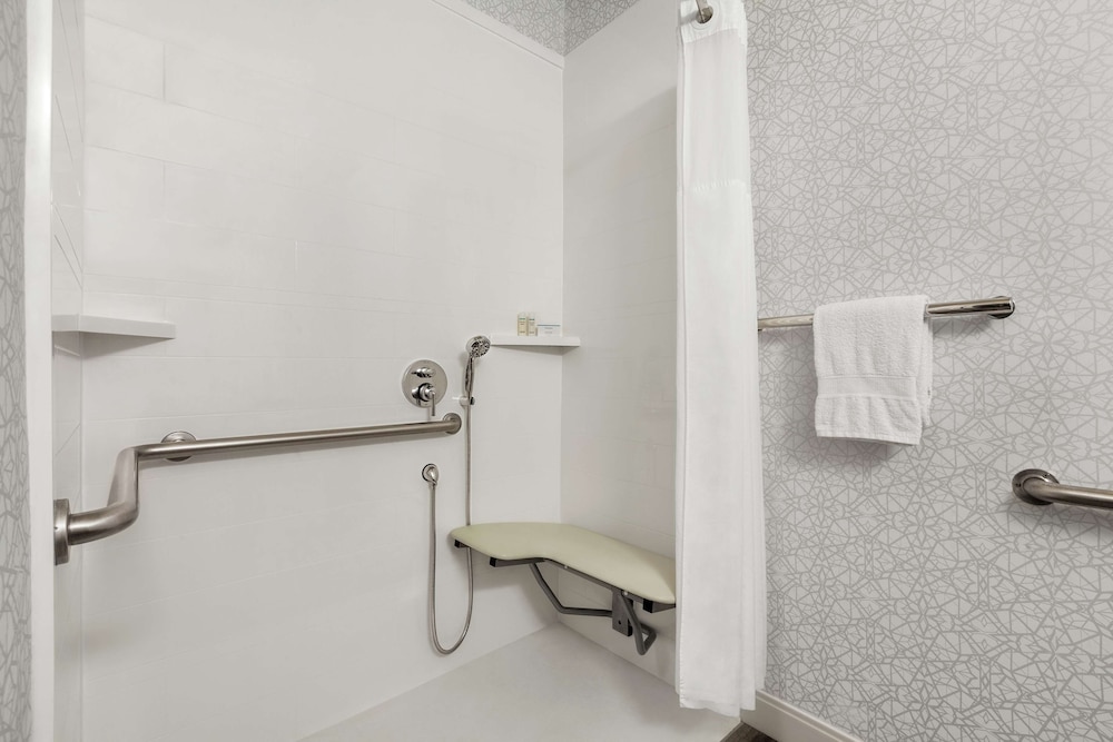 Hampton Inn Sacramento Rancho Cordova - photo 17