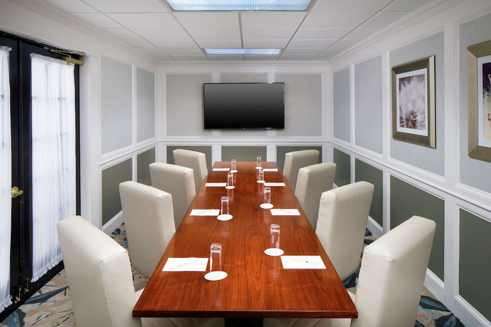 DoubleTree by Hilton Nashua - photo 46