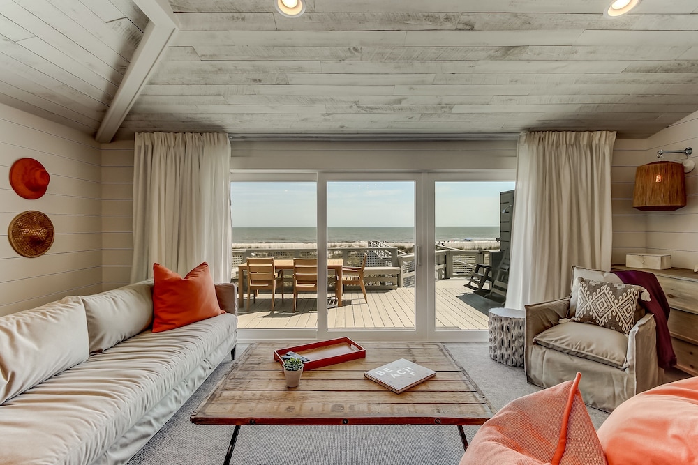 Yellow Oceanfront Hotel Room With Spectacular View of Atlantic Ocean by Redawning - photo 13