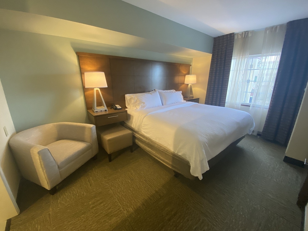 Staybridge Suites Great Falls by IHG - photo 31