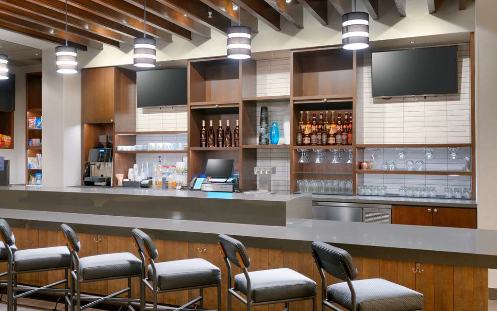 Hyatt Place Anchorage Midtown - photo 7