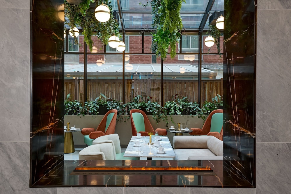 Delta Hotels by Marriott New York Times Square - photo 23