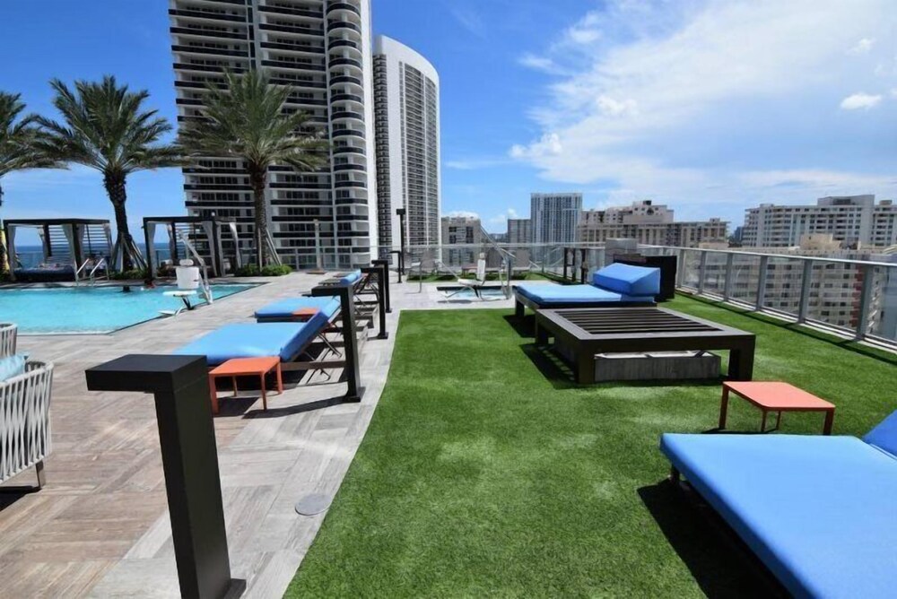 Oceanfront & Bay View 2 Bed 2 Bath @ Hyde Beach Resort - photo 57