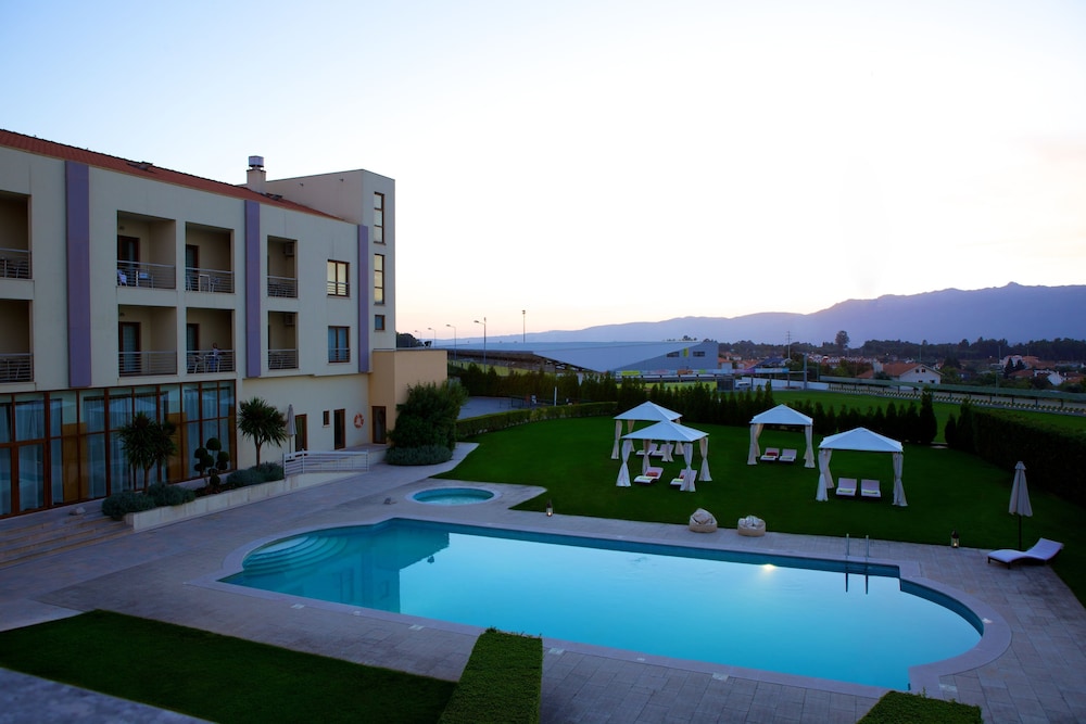 Hotel Sj — hotel in Tondela