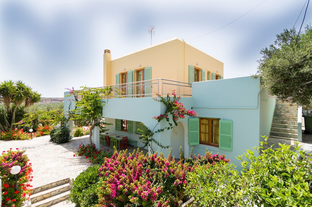 Athena Villas Olive Grove & Estate — 4-Star Luxury Hotel in Hersonissos, Greece