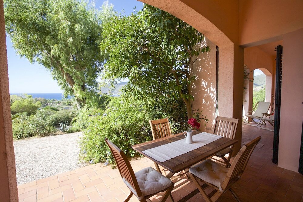 Villino Lacona in Capoliveri, Italy