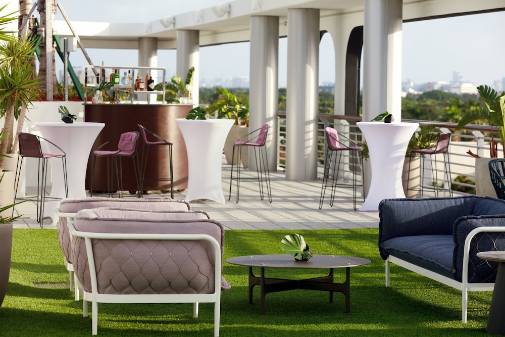 Kimpton Hotel Palomar South Beach by IHG - photo 38