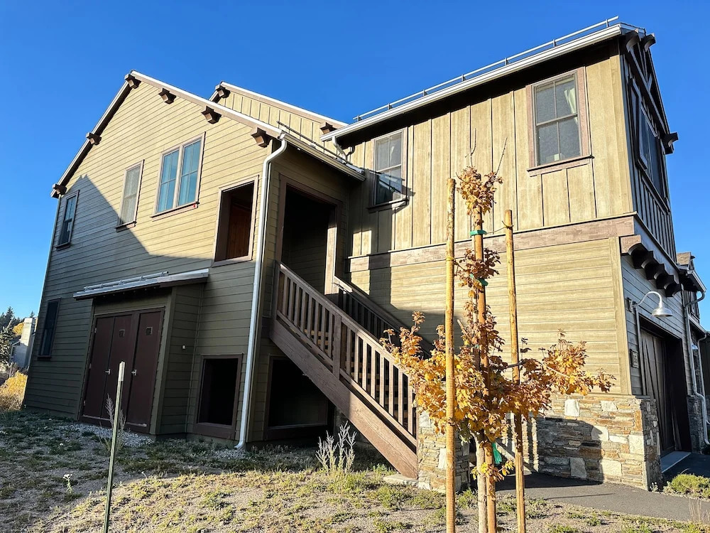 The Adventure Begins in Mammoth Lakes, United States