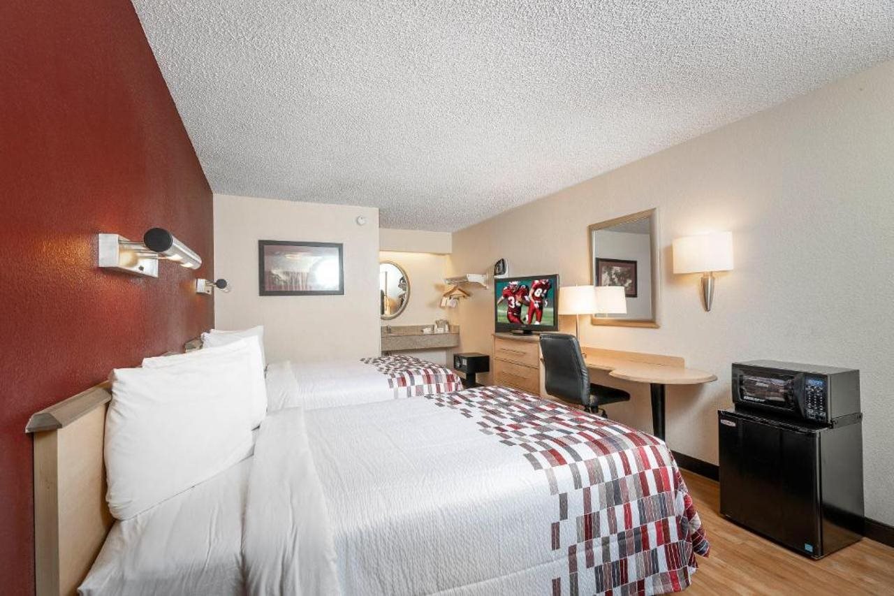 Red Roof Inn Greenville - photo 11
