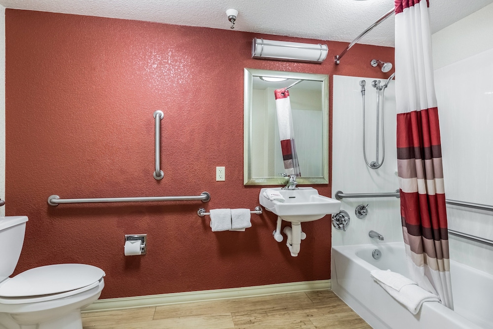 Red Roof Inn Minneapolis Plymouth - photo 23