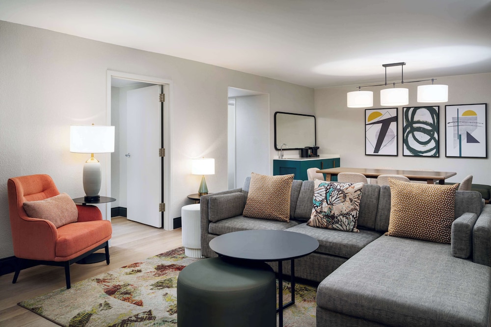 Embassy Suites by Hilton Memphis East Germantown Area - photo 22