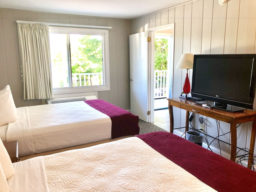 Inn on the Hill - photo 24