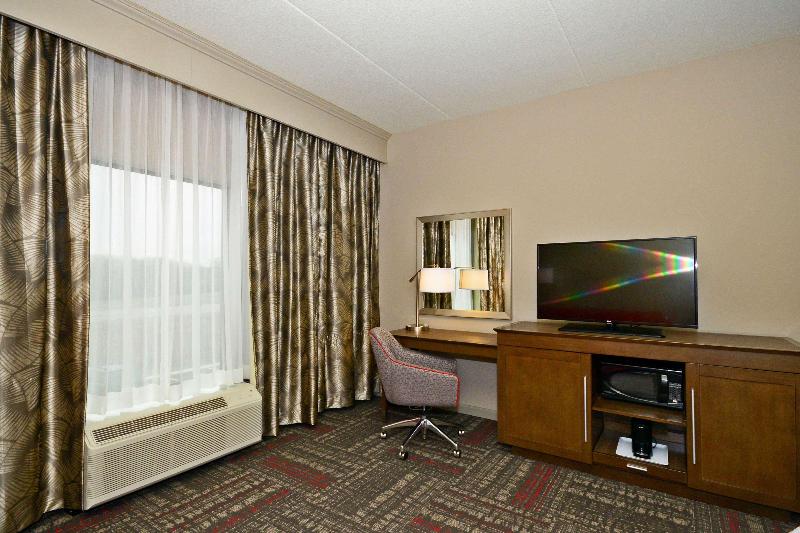 Hampton Inn Pulaski - photo 68