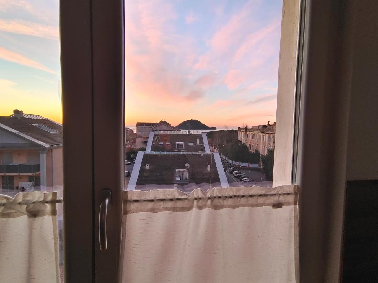 Brezza di Sale Appartamenti — 4-Star Luxury Hotel in Albenga, Italy