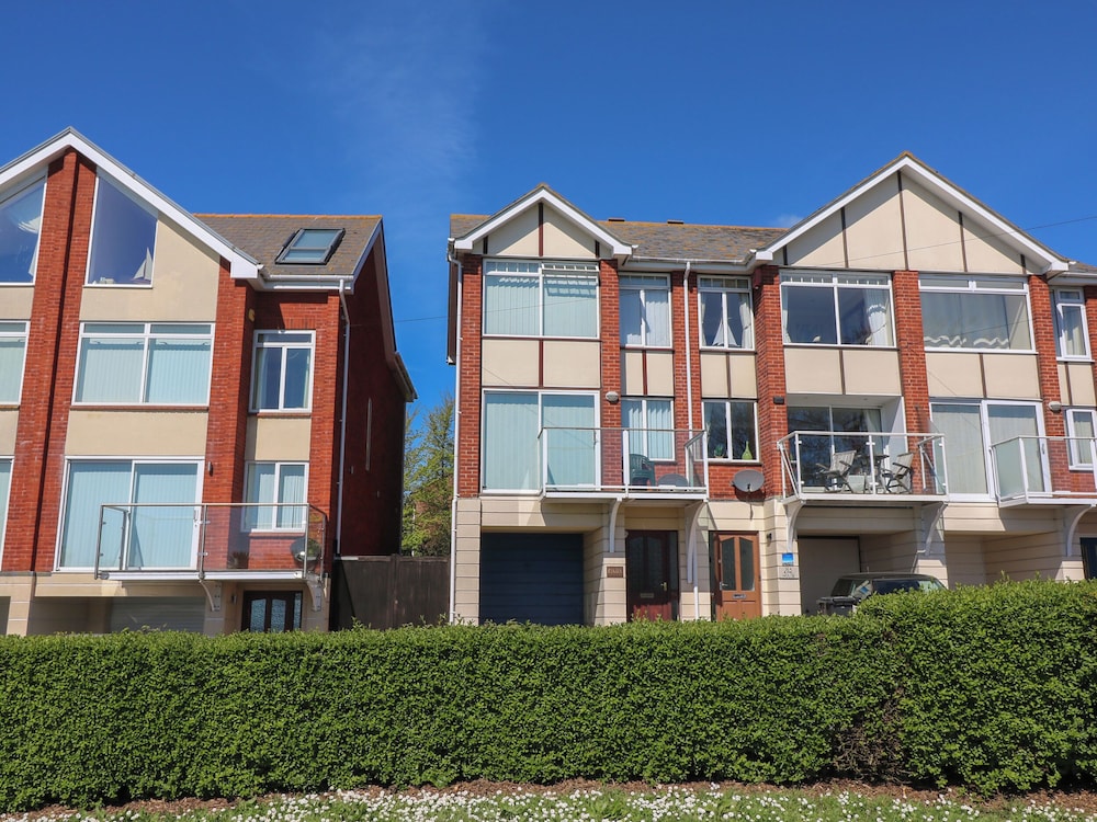 Kiama in Weymouth, United Kingdom