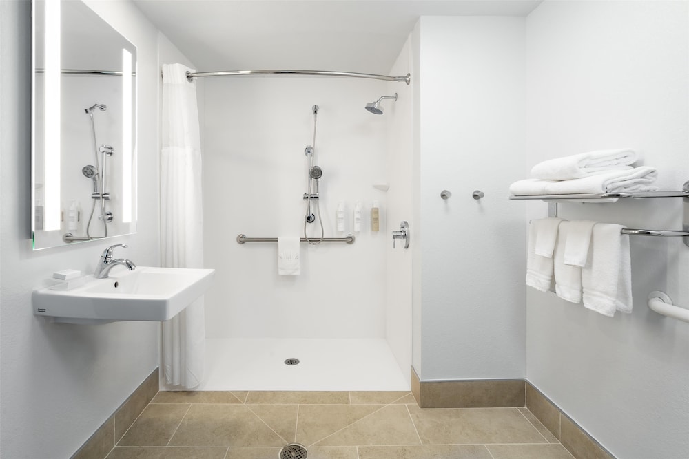 Homewood Suites by Hilton Eatontown - photo 24