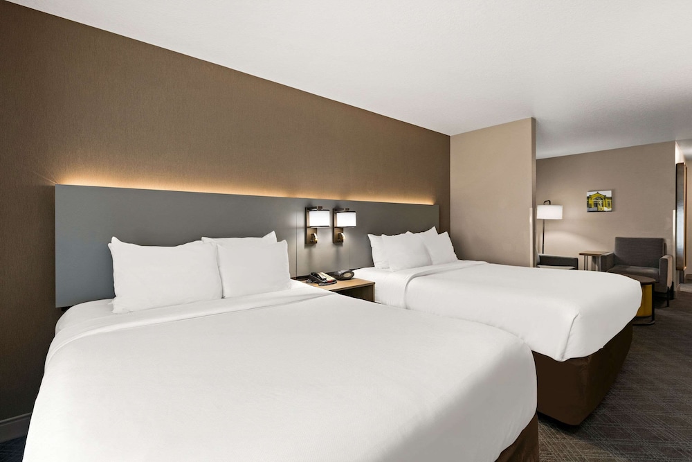 Comfort Suites Hudson I 94 - photo 13
