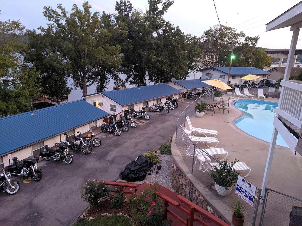 Lake Breeze Resort - photo 125