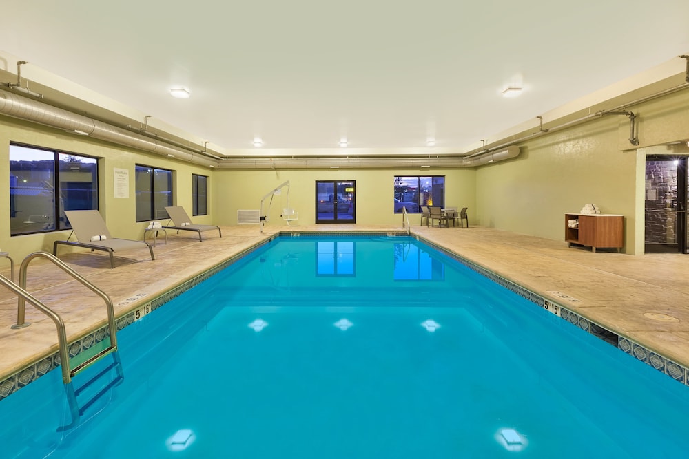 Holiday Inn Express Chillicothe East by IHG - photo 20