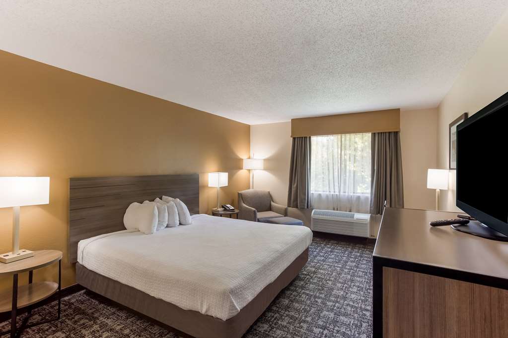Best Western Logan Inn - photo 14