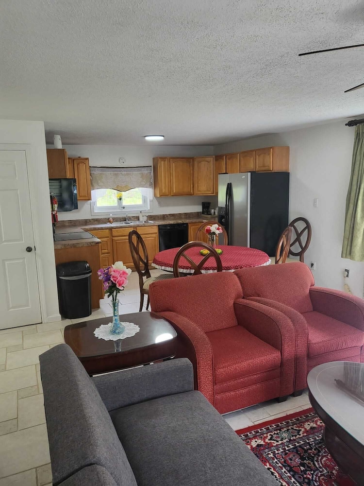 Pine Tree Inn - photo 27