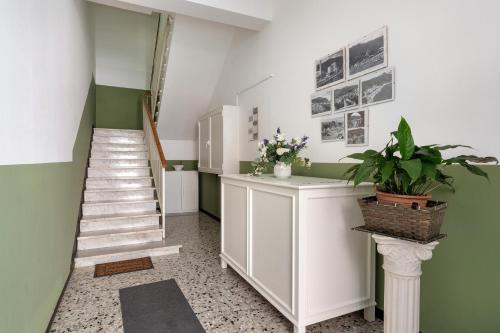 Holiday Flats Cinque Terre — 4-Star Luxury Hotel in Moneglia, Italy