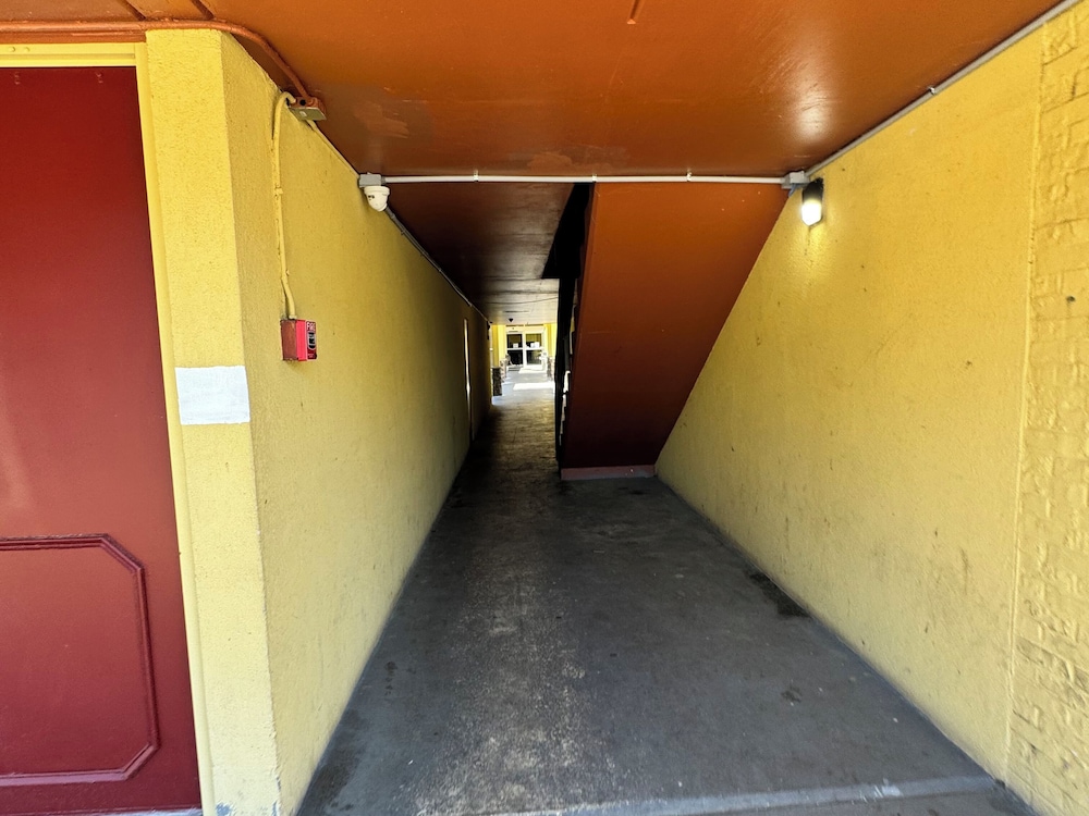 Budgetel Inn Phenix City - photo 46