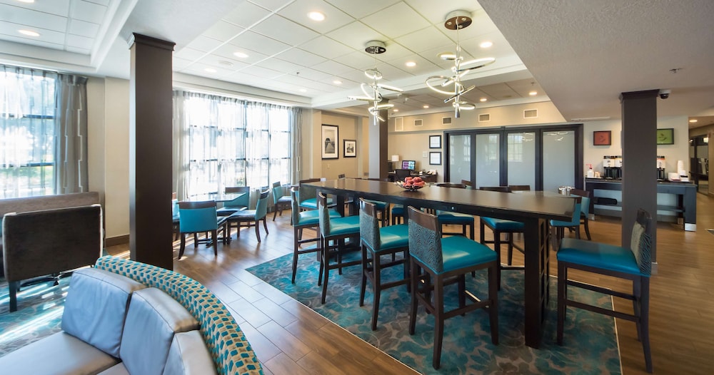 Hampton Inn Lakeland - photo 39