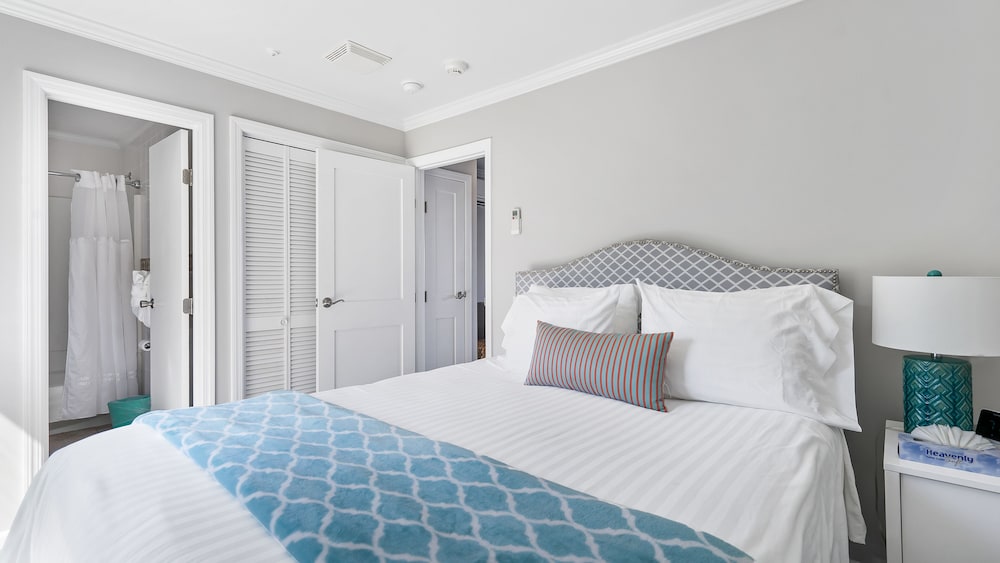 Driftwood Resort - photo 86