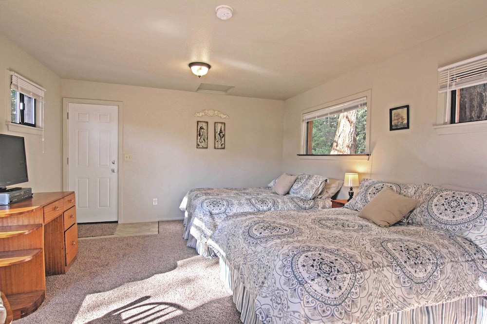 Gorgeous Poulsbo Waterfront Home On Liberty Bay 12675333 — Poulsbo