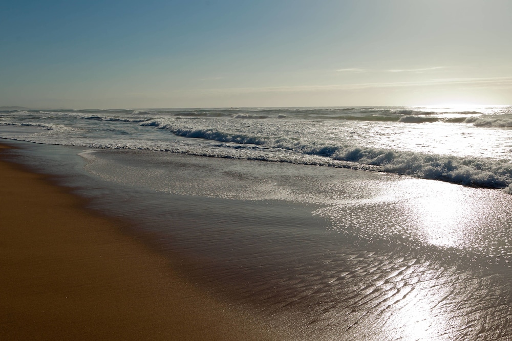 Protea Hotel by Marriott Karridene Beach — hotel in Durban