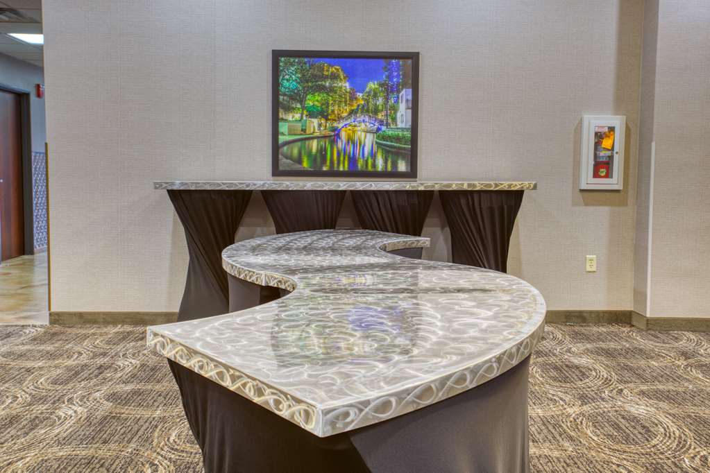 Drury Inn & Suites Near La Cantera Parkway - photo 65